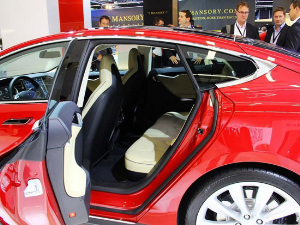 特斯拉2014款MODEL S85电动轿车