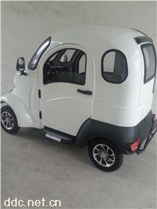 全封闭电动三轮车