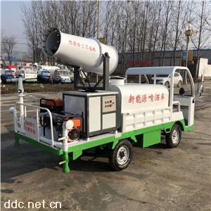 电动三轮洒水车